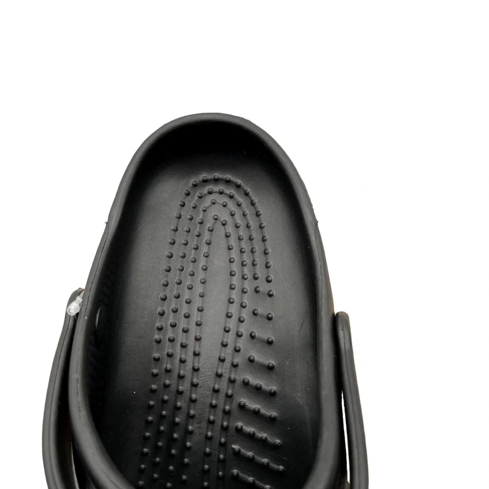 Crocs Baya Mens Slip on Clogs Size 11 Black Water Friendly Lightweight Comfort